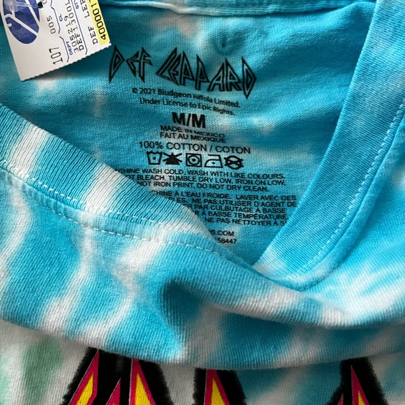 Def Leppard long sleeve tee NWT 🎼🎸🤘 - Picture 5 of 7